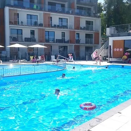 Apartament 4 Seasons- Basen Wewnetrzny,Jacuzzi,Sauna,Silownia, Kulkoland I Parking Gratis-3